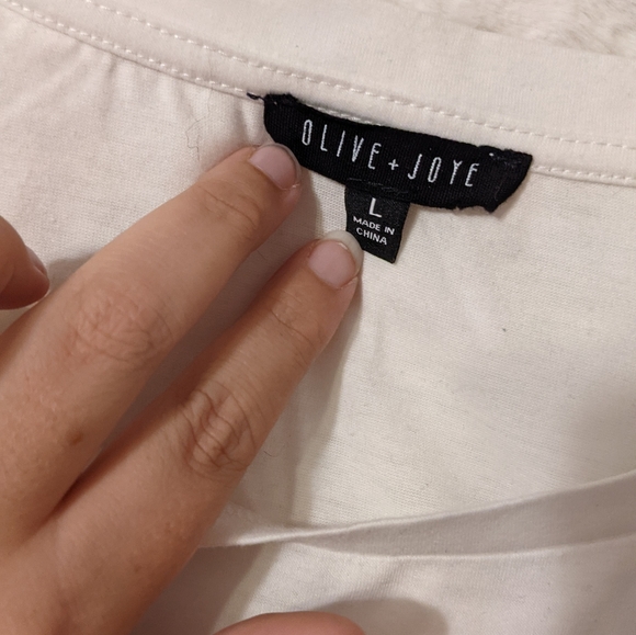 Pearl Studded Tee - Picture 4 of 5